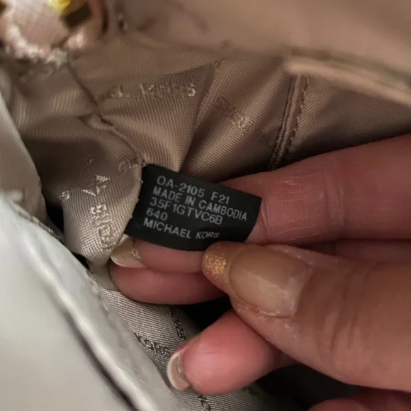 MICHAEL MICHAEL KORS Jet Set Travel Medium Logo Dome Crossbody Bag Pink - Picture 13 of 16